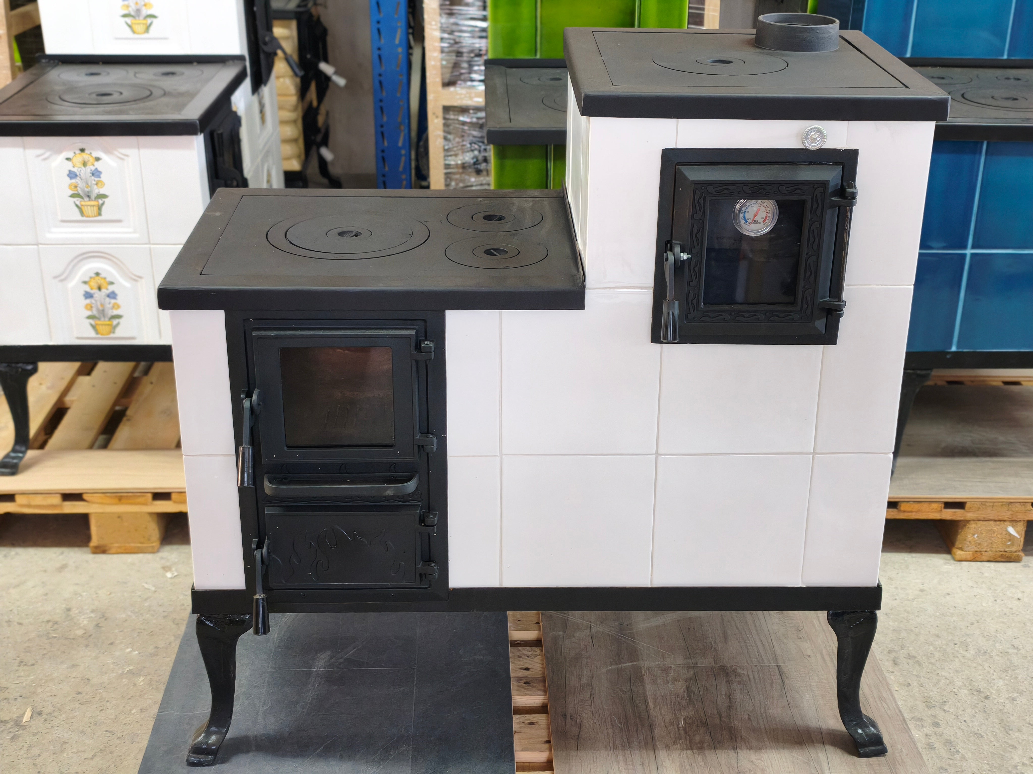 CERAMIC STOVE MODEL 1 WHITE RIGHT 10 kW