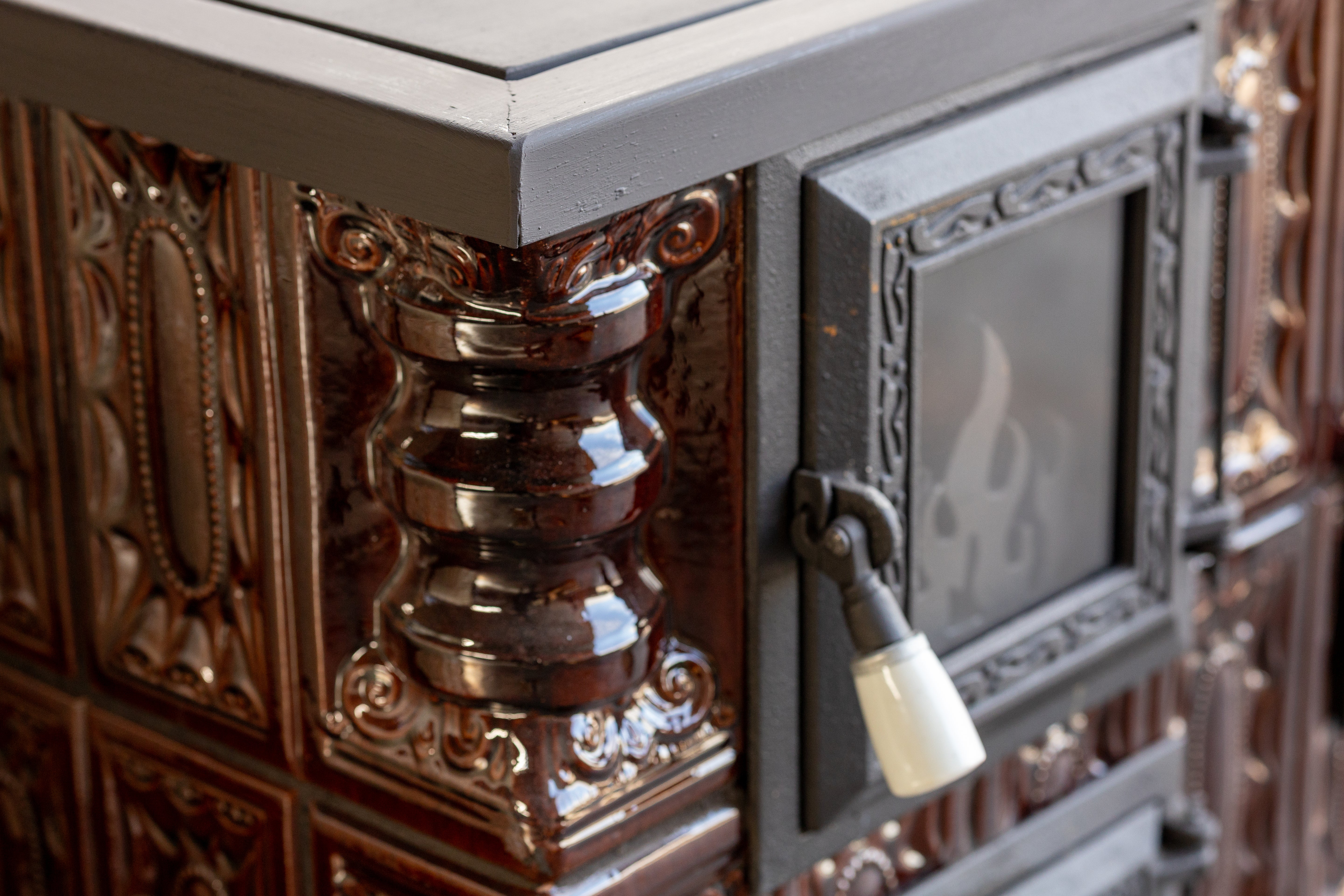 CERAMIC STOVE MODEL 6 BROWN RIGHT 10 kW